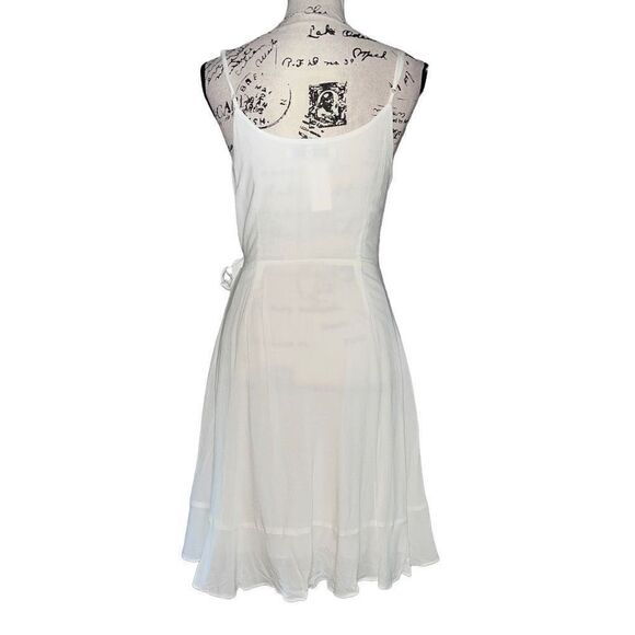 NWT Cupcakes & Cashmere white wrap dress small - Picture 5 of 8